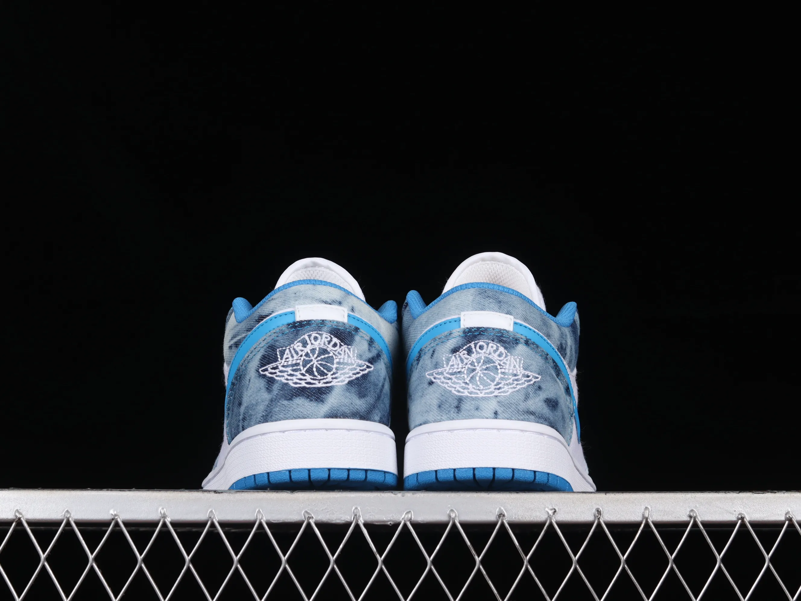 All categories Air Jordan Jordan series basketball shoes Air Jordan 1 Low Z version Air Jordan 1 Low "Washed Denim" AJ1 Joe 1 navy washed denim low-top casual sneakers DM8947-100